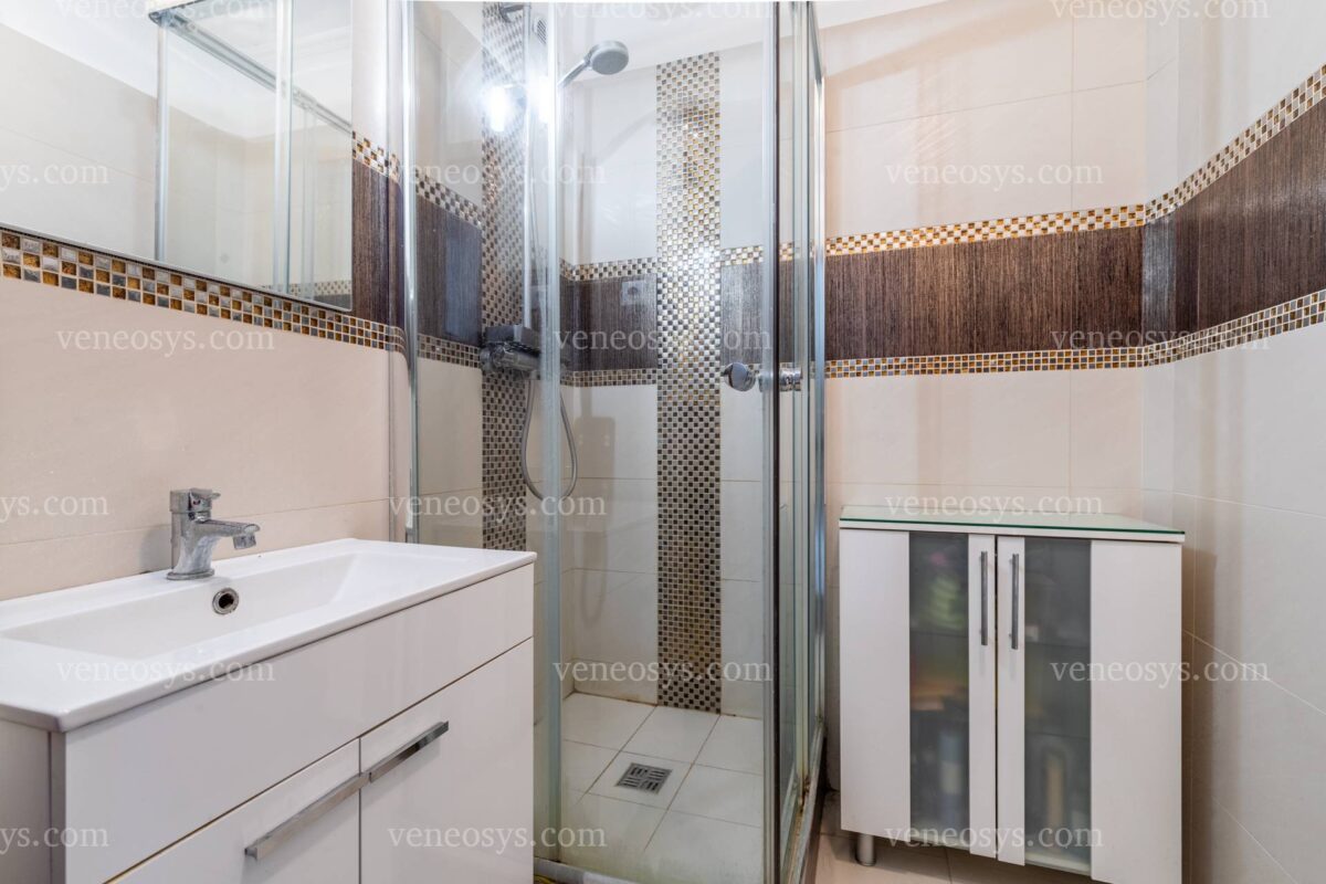 Ulica Kossutha, XV. dzielnica Budapesztu