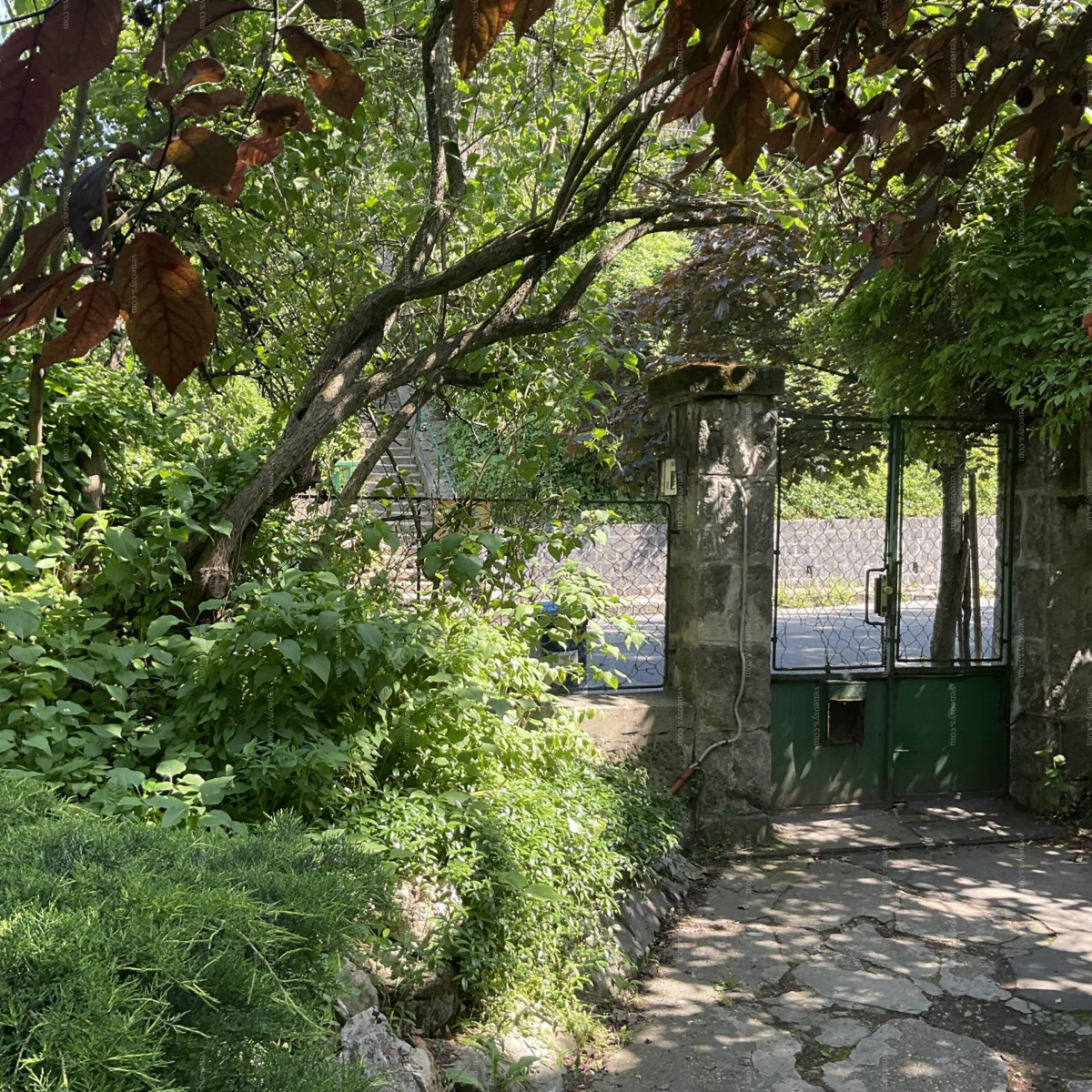 U stóp Góry Gellerta, I. dzielnica Budapesztu