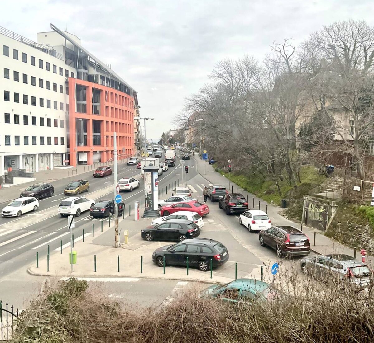 U stóp Góry Gellerta, I. dzielnica Budapesztu