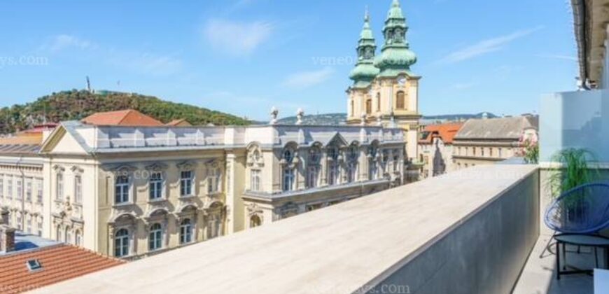 Luksusowe mieszkanie przy placu Uniwersyteckim, V. dzielnica Budapesztu