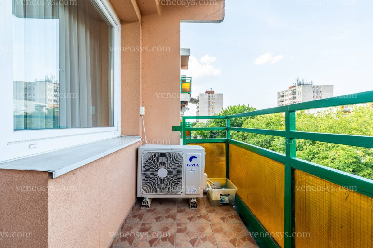 Ulica Kossutha, XV. dzielnica Budapesztu