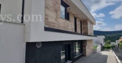 Dom koło Ürömhegy, III. dzielnica Budapesztu