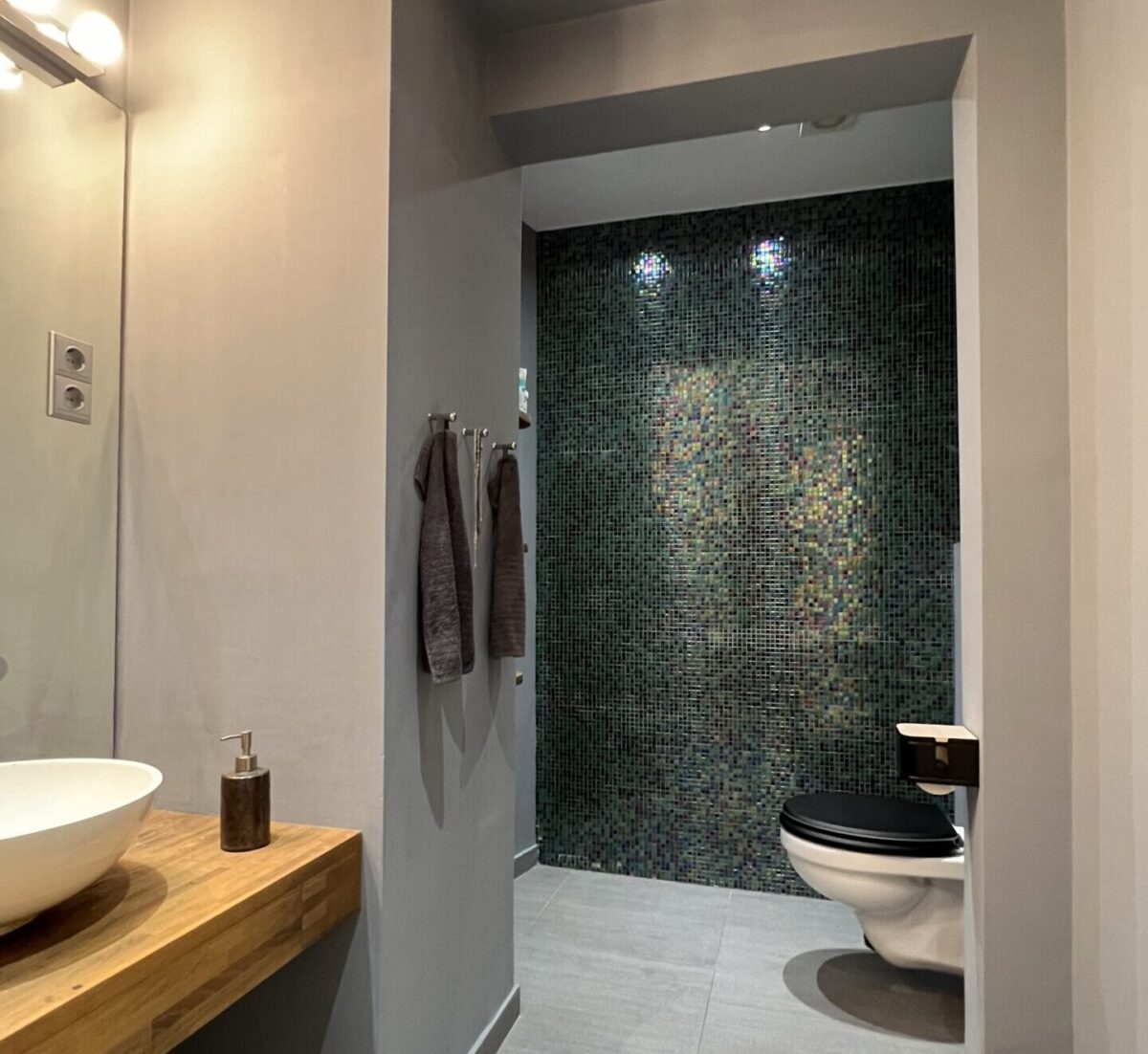 Przy ulicy Királyi Pál, V. dzielnica Budapesztu