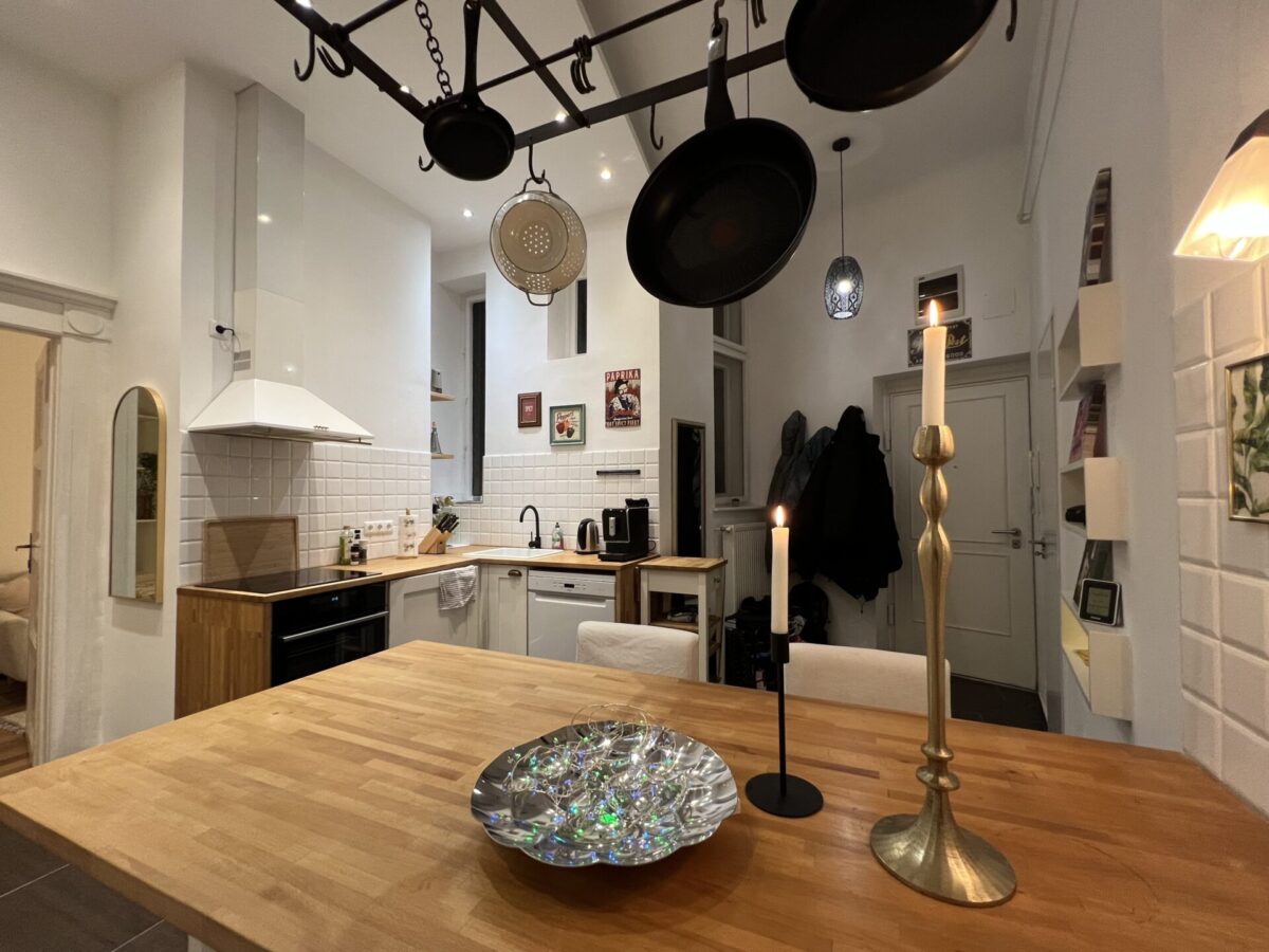 Przy ulicy Királyi Pál, V. dzielnica Budapesztu