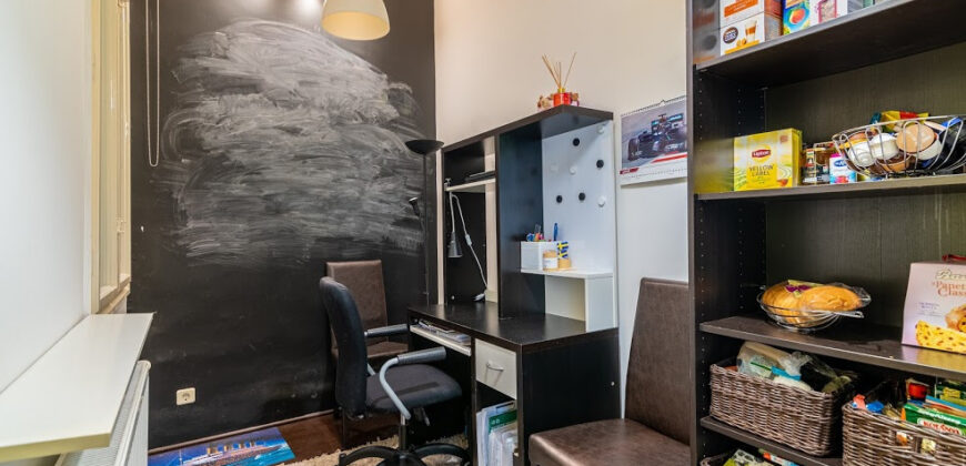 Z widokiem na park Hilda, V. dzielnica Budapesztu