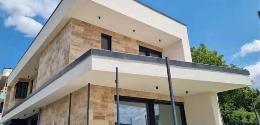 Dom koło Ürömhegy, III. dzielnica Budapesztu