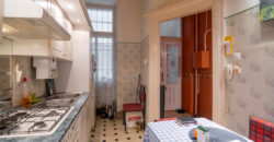 Przy ulicy Falk Miksa, V. dzielnica Budapesztu