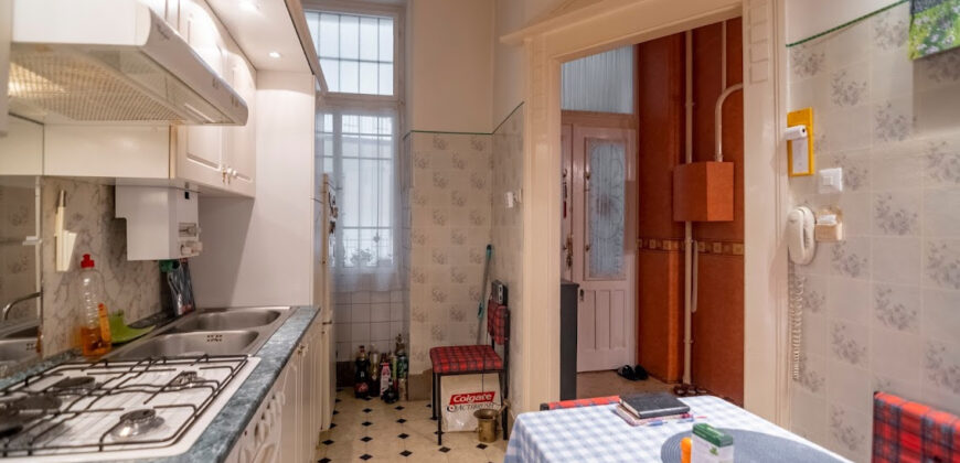 Przy ulicy Falk Miksa, V. dzielnica Budapesztu