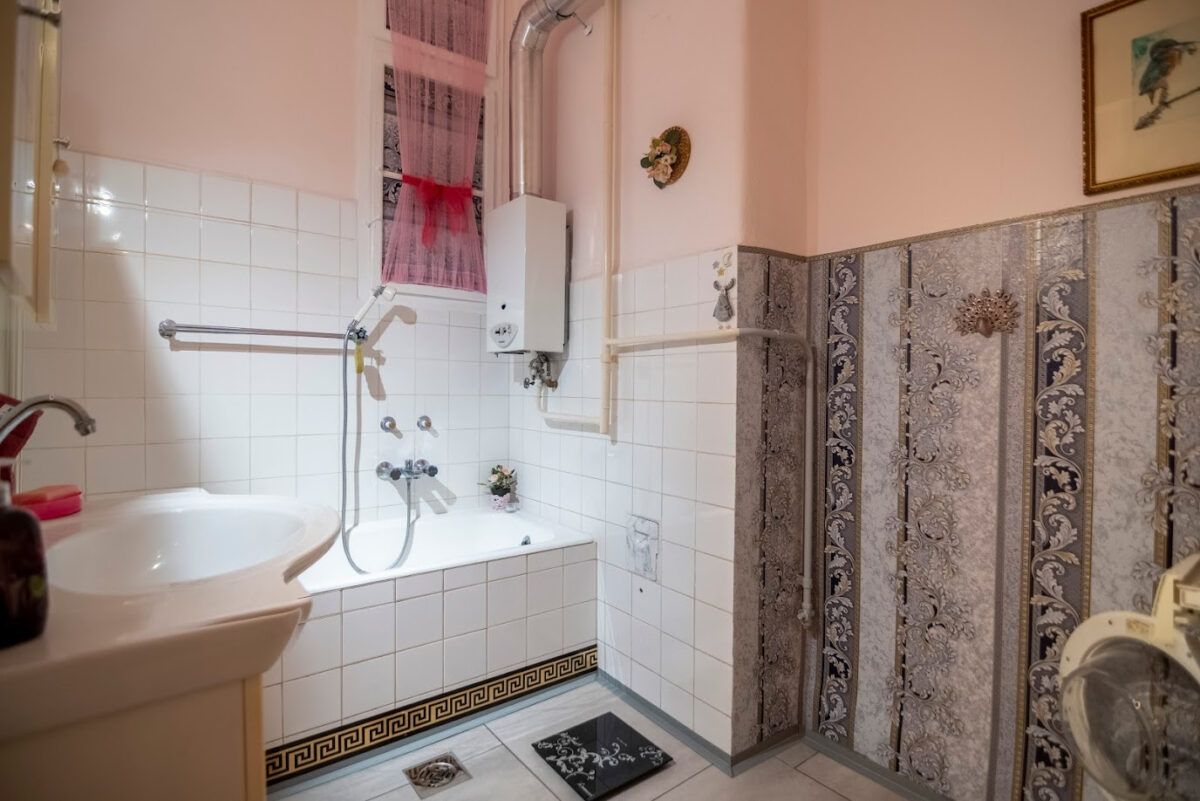 Przy ulicy Falk Miksa, V. dzielnica Budapesztu