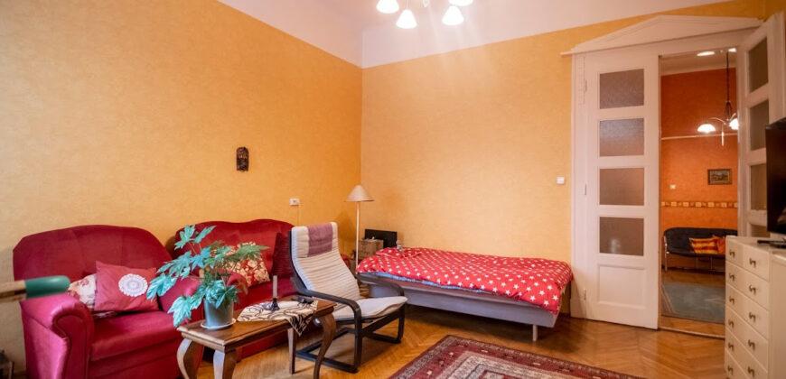 Przy ulicy Falk Miksa, V. dzielnica Budapesztu