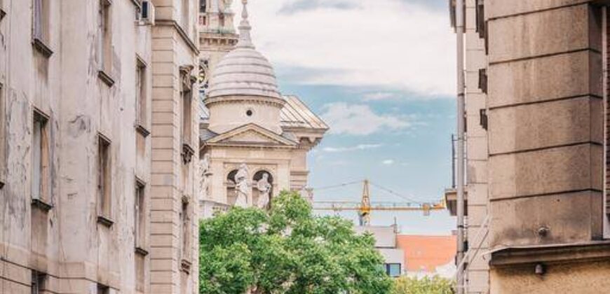 Przy Andrássy út w VI. dzielnicy Budapesztu