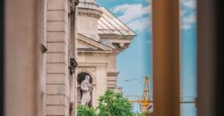 Przy Andrássy út w VI. dzielnicy Budapesztu