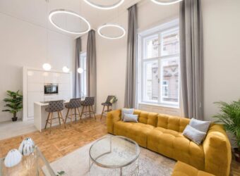 Przy Andrássy út w VI. dzielnicy Budapesztu