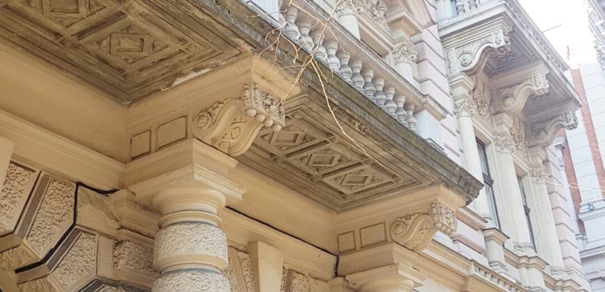 Przy Andrássy út w VI. dzielnicy Budapesztu