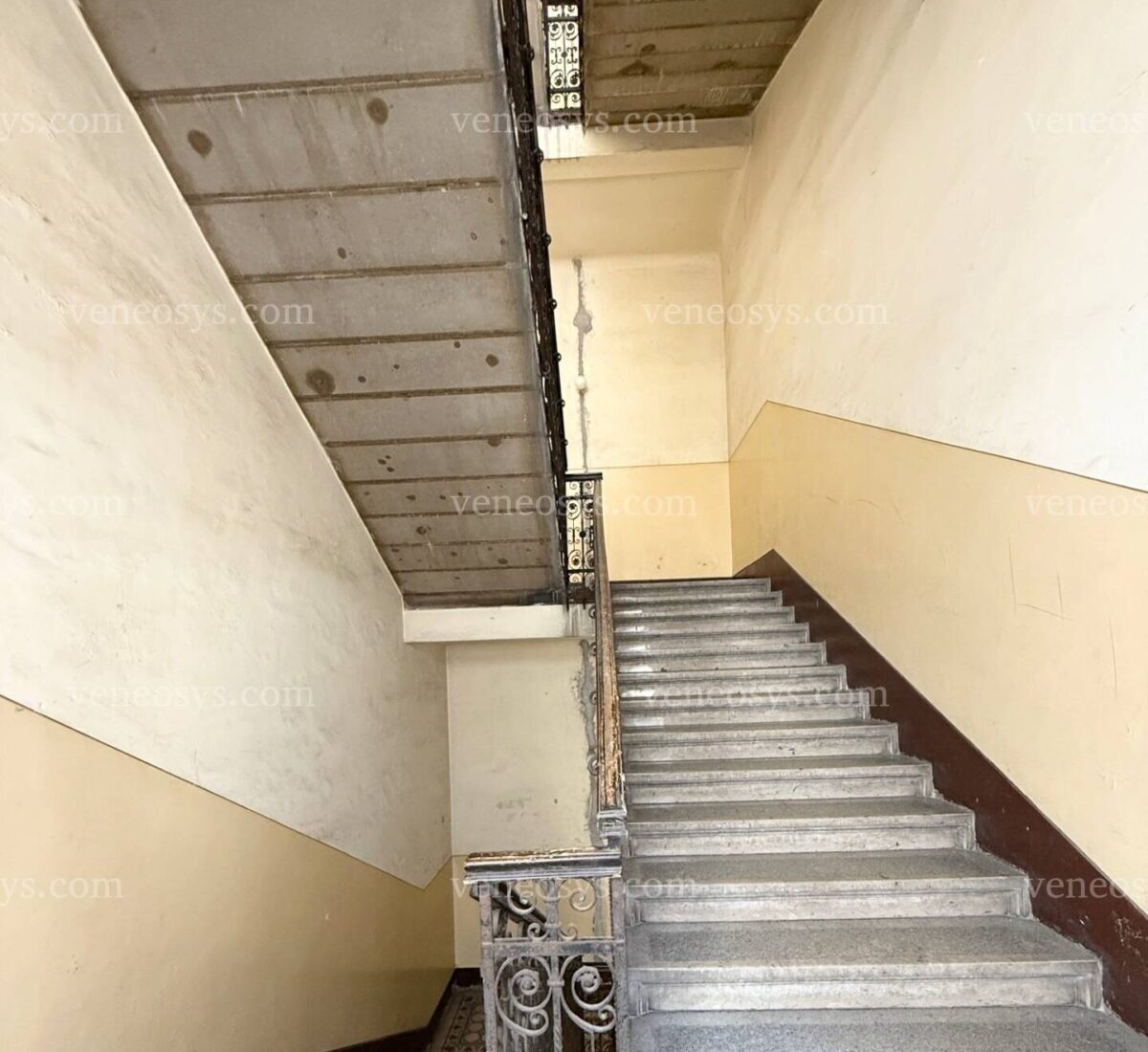 Mieszczańskie mieszkanie w VIII. dzielnicy Budapesztu