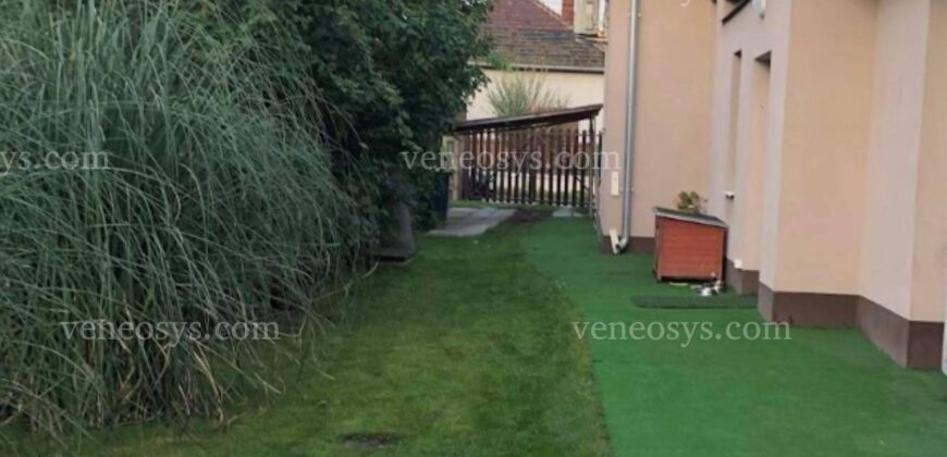 Dwa mieszkania w jednym domu w XV. dzielnicy Budapesztu